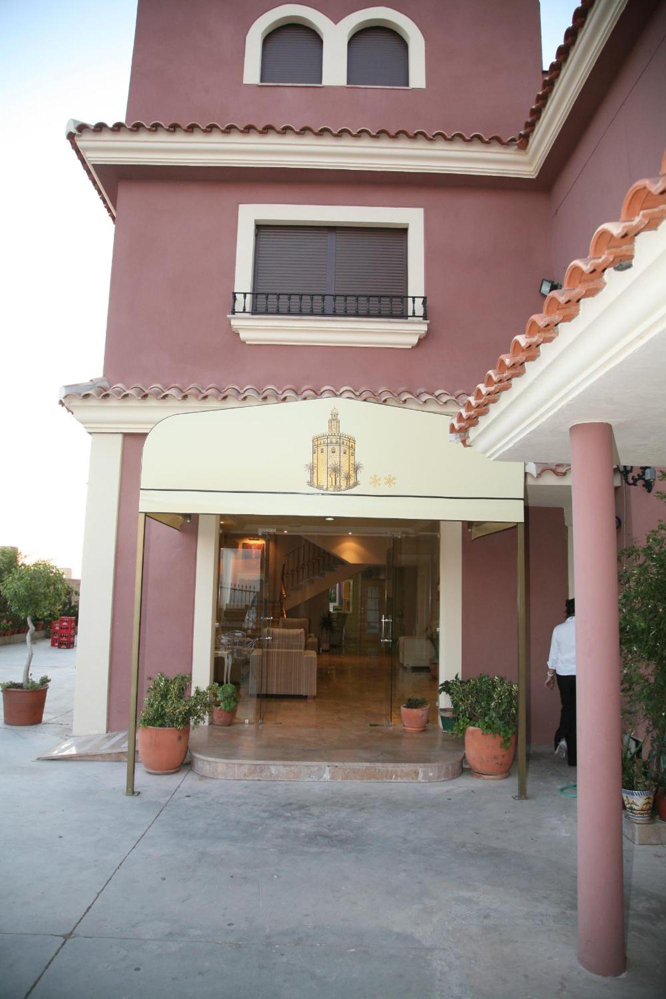 Hotel Torre del Oro La Rinconada Esterno foto