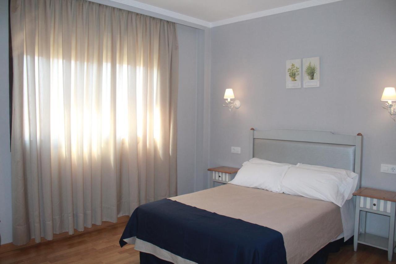 Hotel Torre del Oro La Rinconada Esterno foto